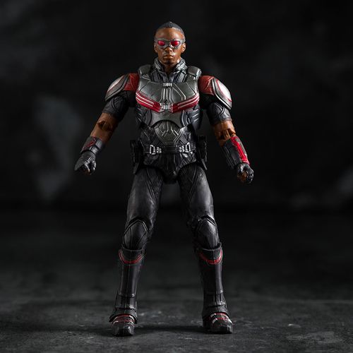 中动玩具正版漫威系列复仇者联盟猎鹰手办儿童玩具手办