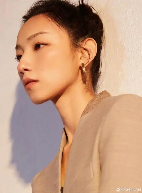 美妆分享##美妆v赏##我的年度妆容##我的年度美妆好物##女明星化妆师