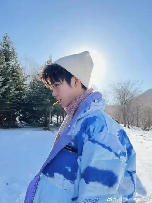 咕咕星闻##张真源差点滑倒也要保持帅气