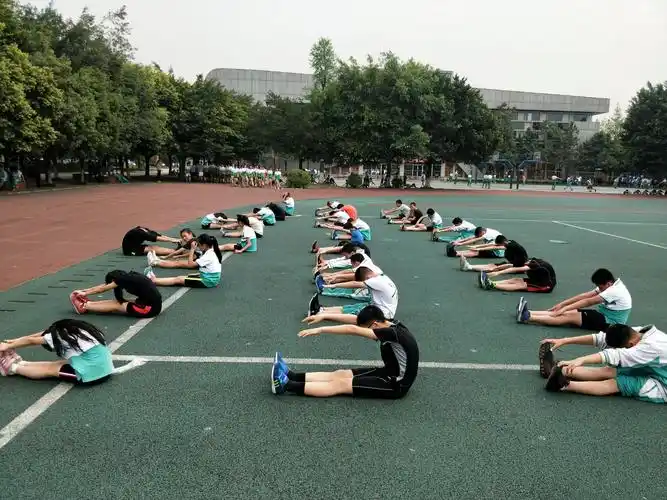 2017级3班体育课2018.4.