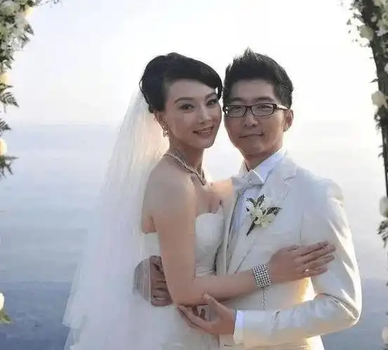 其实赵胤胤并不太看电视剧,所以对陈数不是很了解,但当二人正式见面后