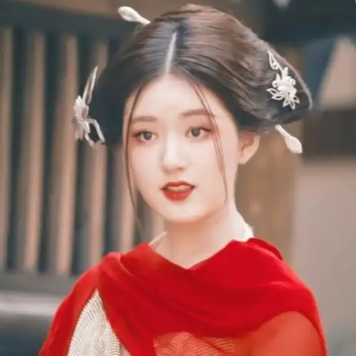 传闻中的陈芊芊-赵露思.