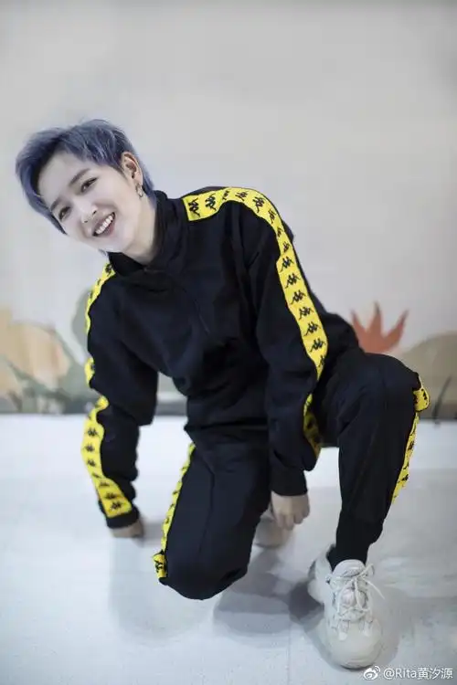 黄汐源张晓钰是什么关系?黄汐源是t吗