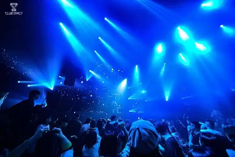 南充斯贝斯酒吧/space酒吧/space club