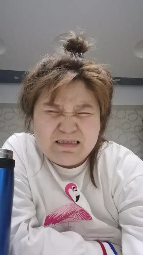 03郭老师曾经在直播时说自己不会带货或者接广告,她