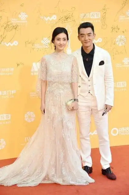 王丽坤于和伟共度良宵证据确凿 秘恋三年终曝光