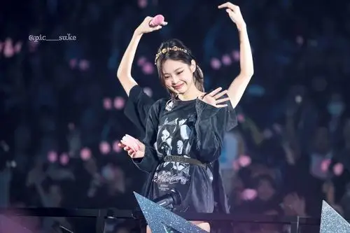 jennie 金智妮 - 堆糖,美图壁纸兴趣社区