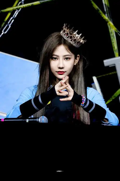 袁一琦的舞台人生照片#.#今日星拍放送#.袁一琦超话