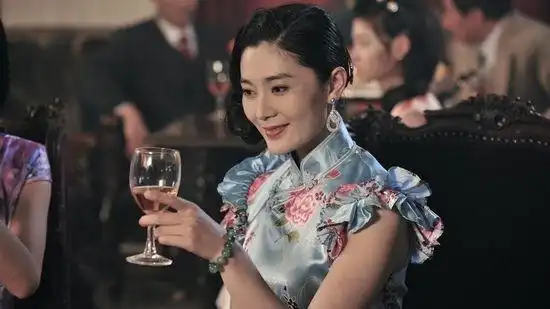 大型谍战剧《决战江南》收视热 马以自曝垫s曲线