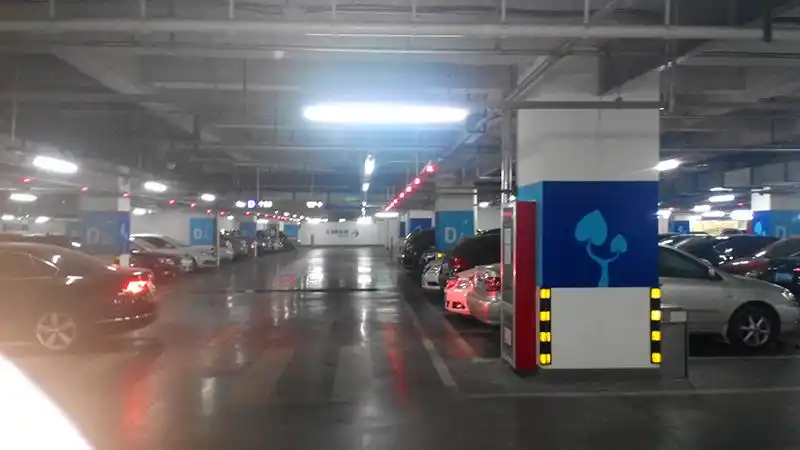 淄博华润万象汇地下车库墙绘