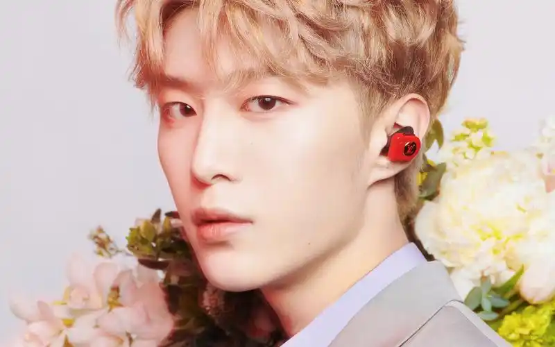 范丞丞帅气活动照图片桌面壁纸_大陆明星_壁纸下载_美桌网