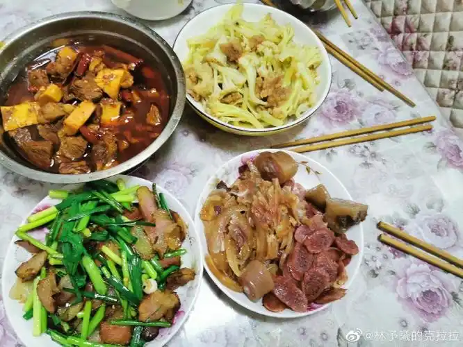 cv商桐[超话]#痛痛元宵节快乐 来自林予曦的克拉拉 - 微博