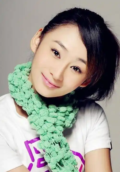 张倩:曾是王思聪初恋,却因思聪买不起lv包闹分手_王健林_女友_生活费