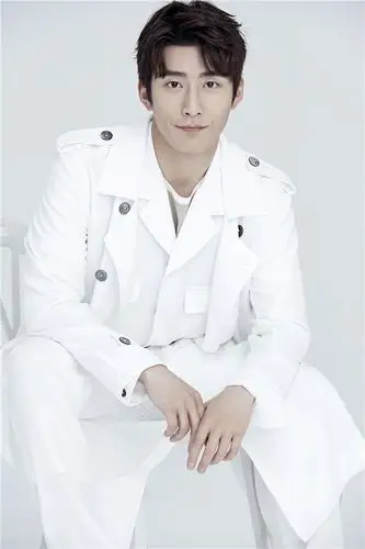 窦骁大片暖化人眼神有戏