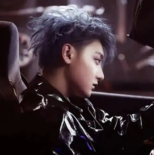 黄子韬头像每个人的心里都藏着一份挚爱与真诚