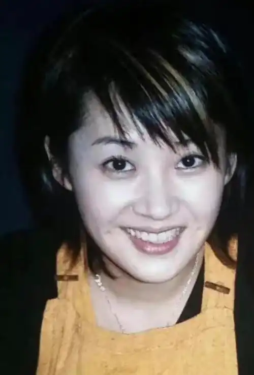 53岁许晴越老越惊艳,年过半百却嫩成少女,凹凸有致火辣又撩人|许晴_新