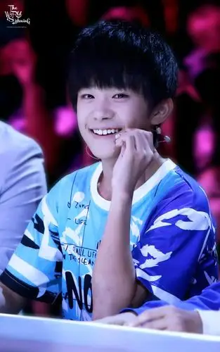 嘿嘿 再晚安一次么么嗒