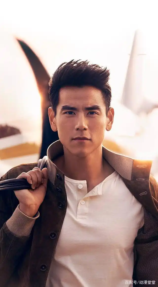 世界公认的男神彭于晏