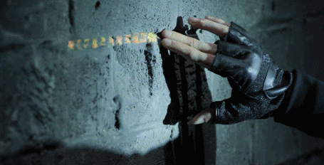 张起灵双指探洞李贺被杜牧称为"骚之苗裔",也就是说李贺是《离骚》的