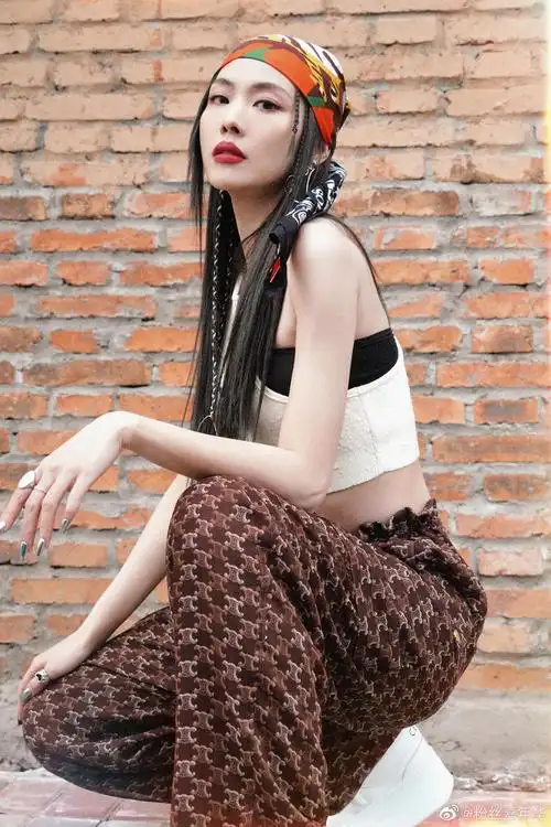 不愧是主理人王霏霏