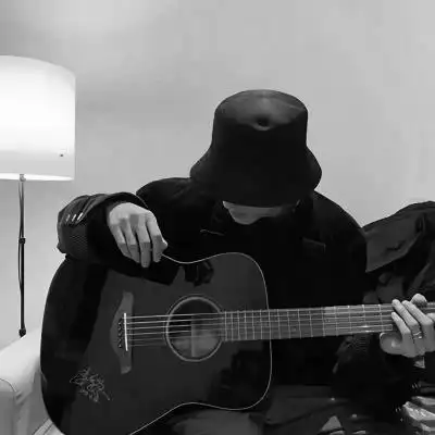 男头黑白真人头像高冷帅气图片_男生头像_头像屋