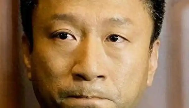 孙红雷的成功并非一帆风顺,他通过无数的努力和坚持才取得了今天的