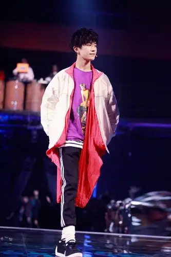 tfboys易烊千玺这就是街舞高清帅气图片66