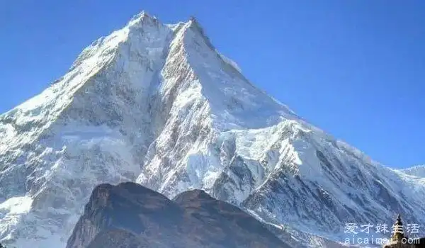 海拔高度:8163米马纳斯鲁峰是世界第八高峰,又被称为马纳斯卢Ⅰ峰