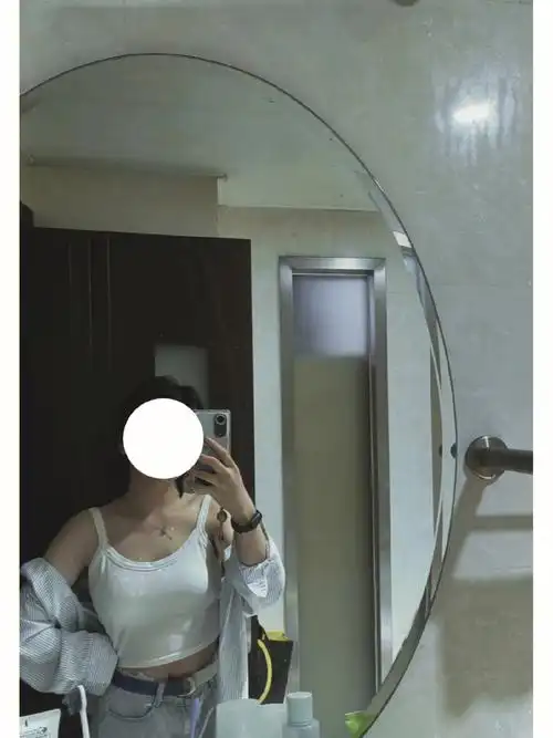 好喜欢卫生间的镜子