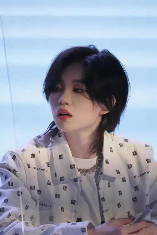 陆柯燃[超话]##陆柯燃21g线下签售会