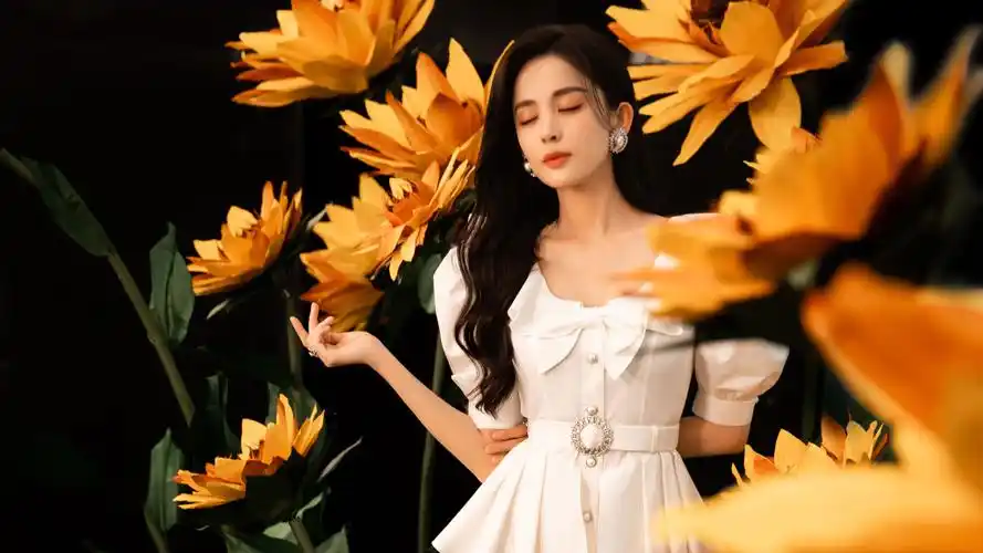 古力娜扎2022写真壁纸_古力娜扎壁纸唯美_三千图片网