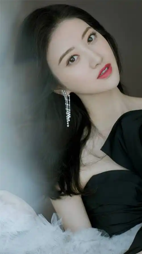 小爆料:景甜,鞠婧祎,蔡徐坤_方面_孩子_合作