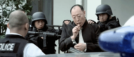 倪大红饰演的苏大强彻底的将南方无理取闹老头的形象演的活灵活现,与