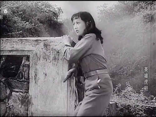 老电影也有商业大片英雄虎胆美女特务阿兰有四种结局