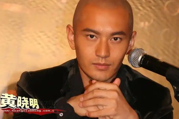 这十位光头男星简直帅出天际,这么有品谁是你的菜!