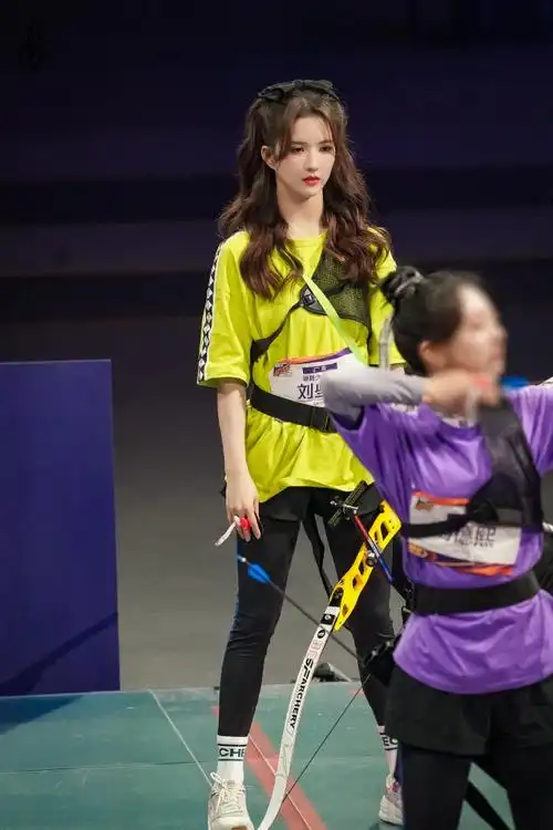 刘些宁超新星运动会##刘些宁射箭好美