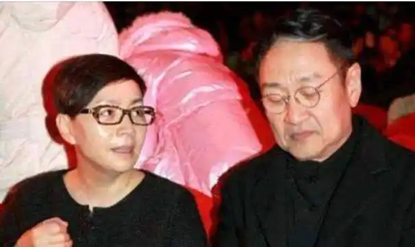 原创回顾宋丹丹邀众星聚会周杰喝酒满脸通红郑恺紧拥苏芒不避嫌