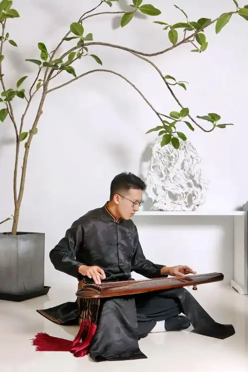 期待已久的古琴写真来啦!#古琴 #古琴教学 #古琴演奏  - 抖音