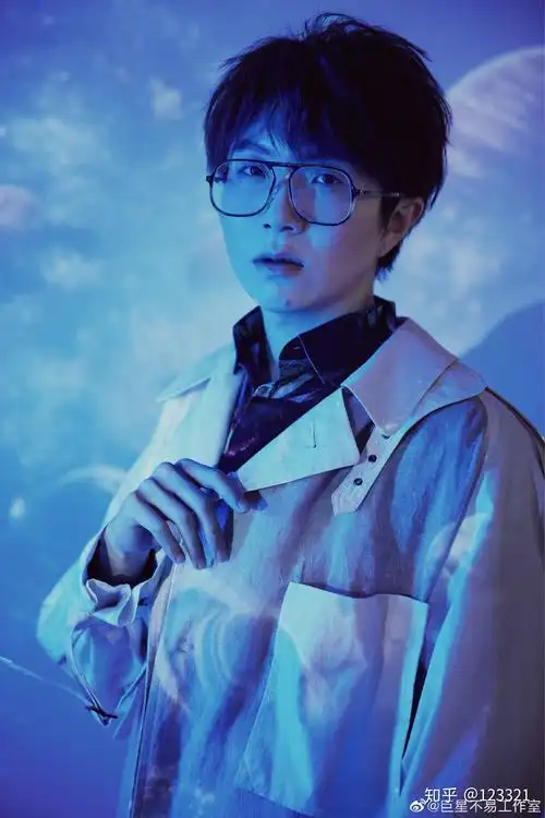 有什么毛不易好看可爱帅气萌萌的图吗