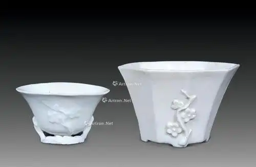 【明清 德化梅花茶杯 (两件)】拍卖品_图片_价格_鉴赏_明代单色釉瓷器