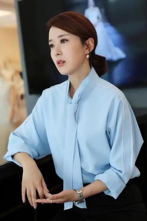 最美的安排颜丹晨实力诠释双生姐妹花