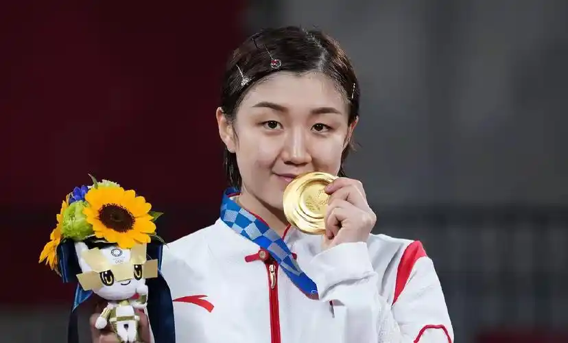 陈梦和黄晓明是什么关系乒乓球冠军陈梦个人资料简介