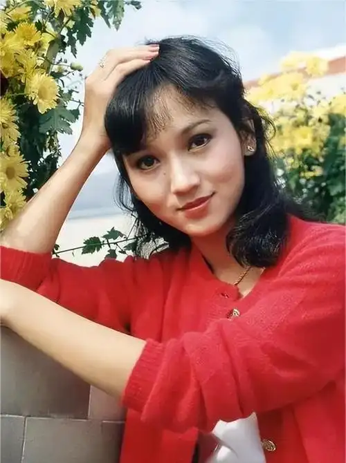 这一次,69岁的赵雅芝,彻底揭开了娱乐圈的"乱象"!