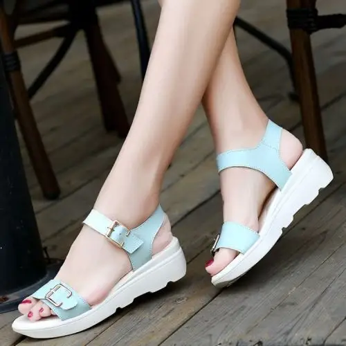 2017新款百搭凉鞋大童夏季平底沙滩鞋韩版中学生厚底学院度假女孩