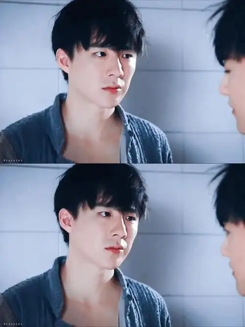 同一水平线),眯眼睛笑起来会变成流氓兔,相对而言胖一些脸上有肉感 近