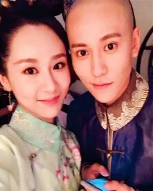 看到杨紫近况,终于懂了,她与秦俊杰分手是明智之举!