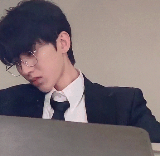 蔡徐坤歪头杀动图合集不知道这一歪有没有歪到ikun们心里