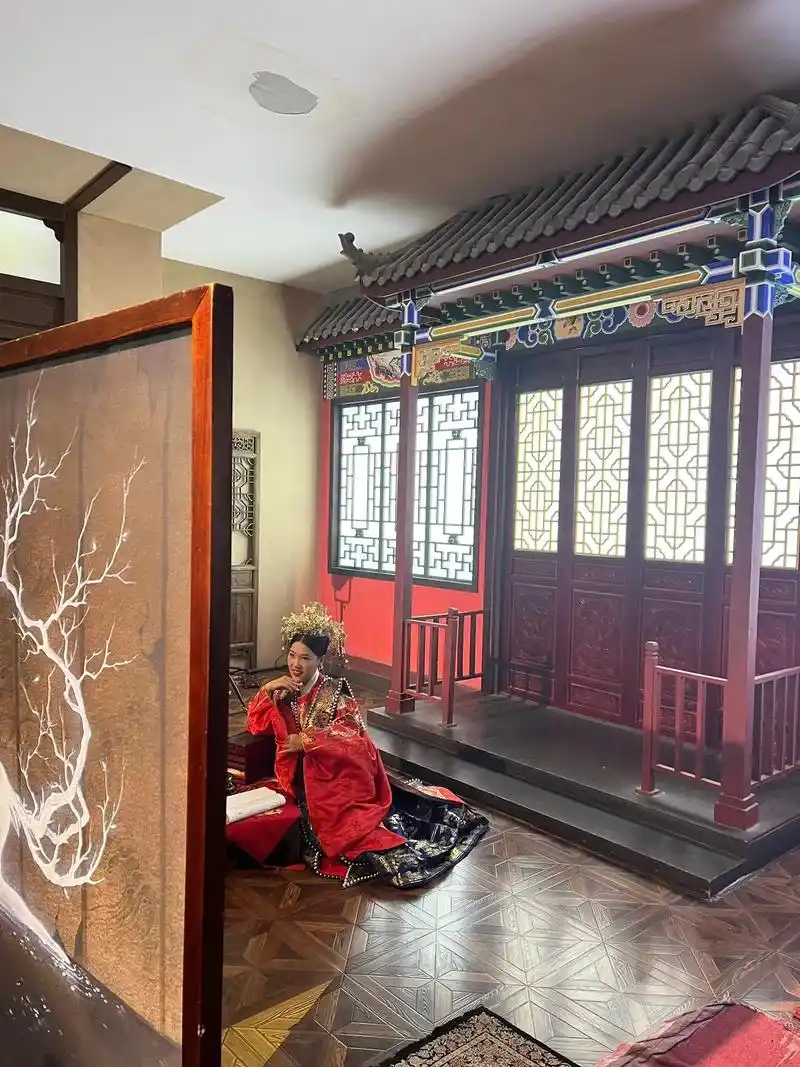 "我想我会一直孤单"期待你我 #张馨予玄学 #每个女孩的婚纱 - 抖音