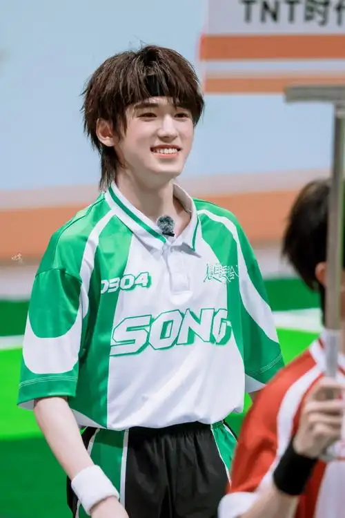 tf家族夏日运动会分队官宣##宋亚轩 海胆头