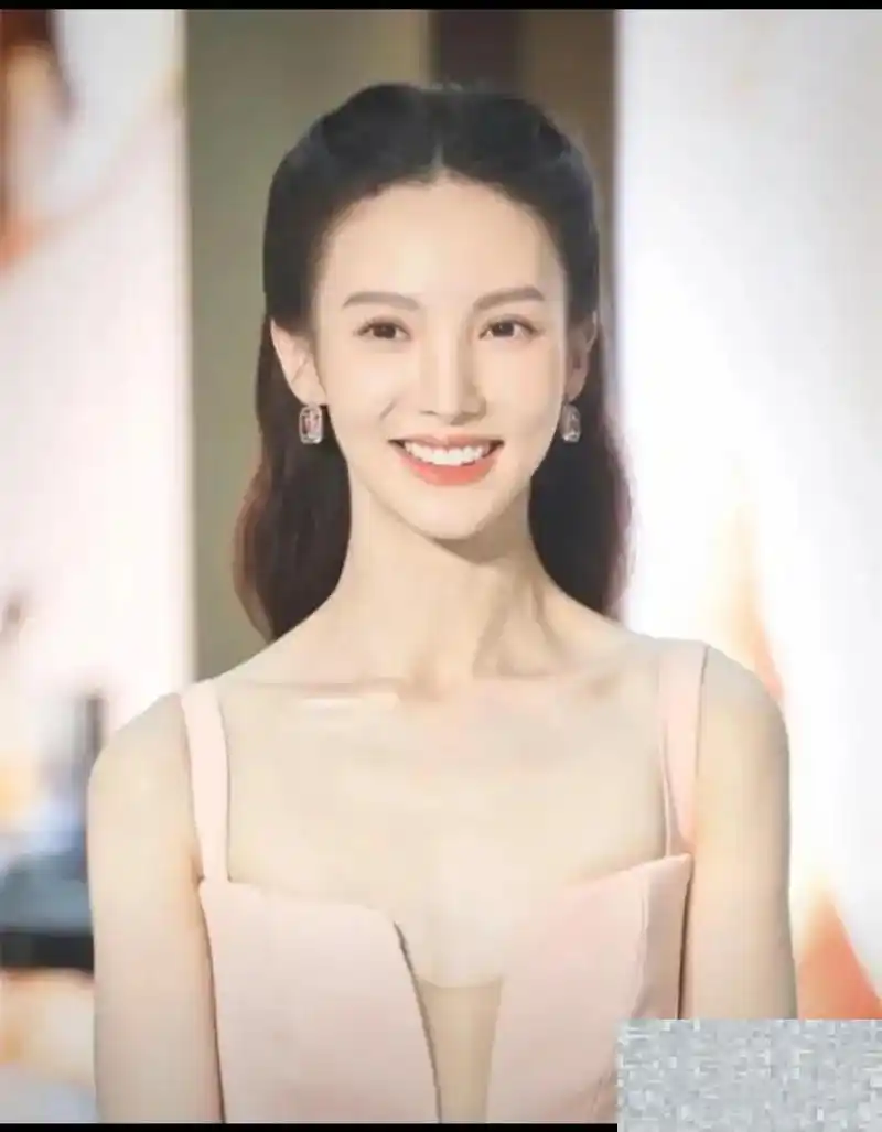 女明星的体重有多卷?赵露思只有79斤,1米7的李溪芮说85斤就算胖